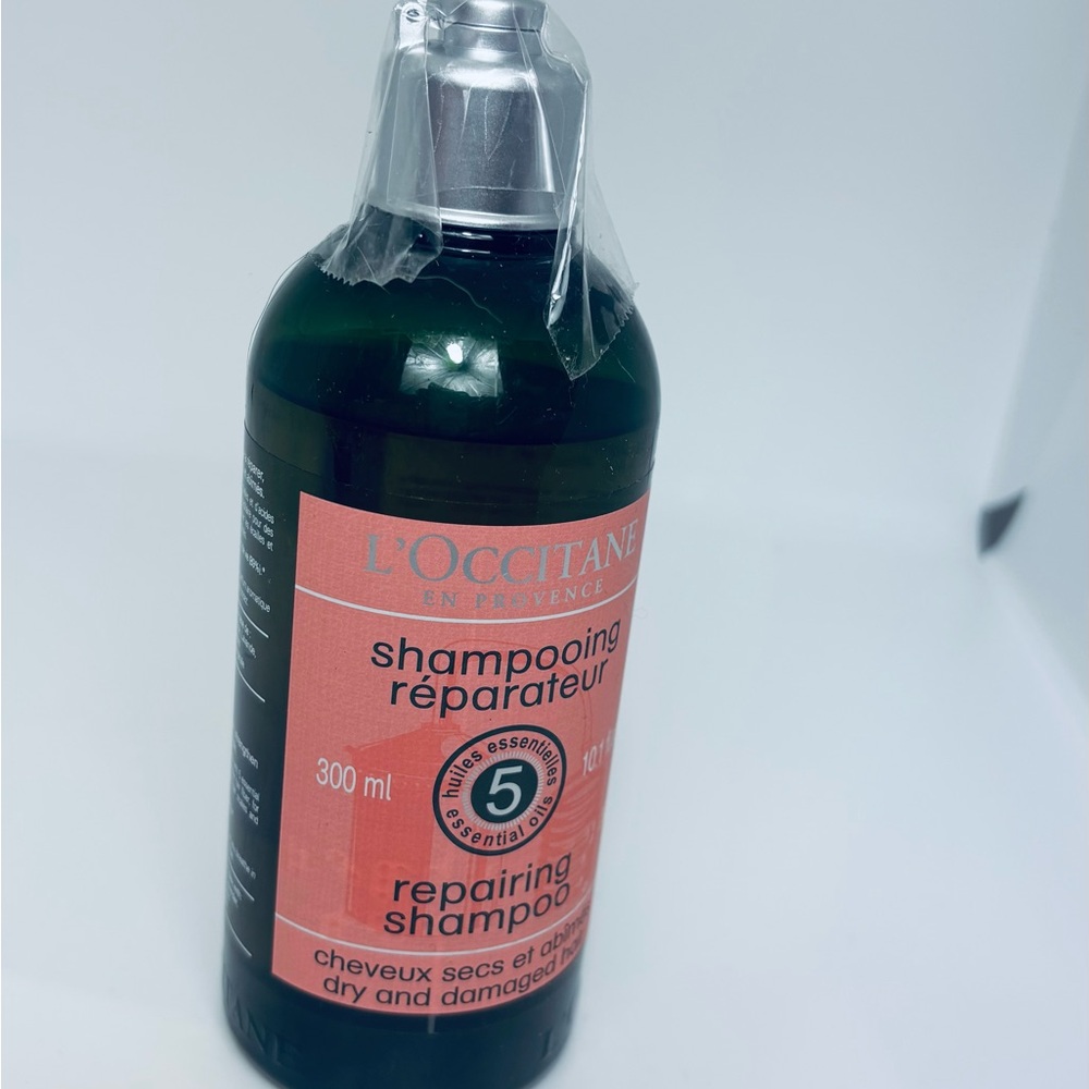 L’occitane Repairing Shampoo New 300 ml